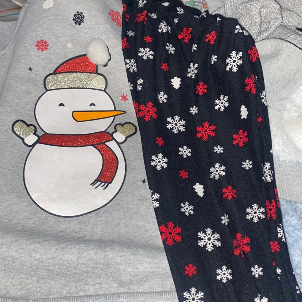 Snowman and snow flake sets